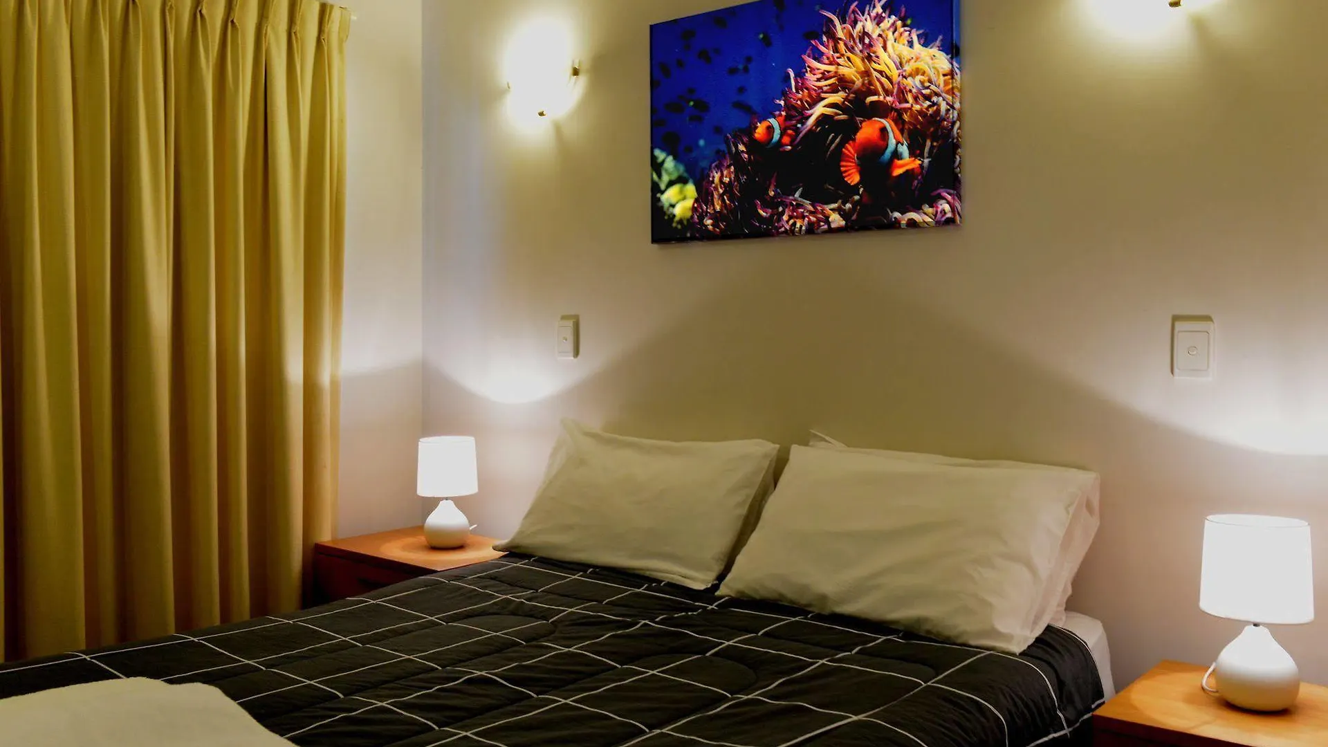 Aparthotel Waterfront Terraces Cairns